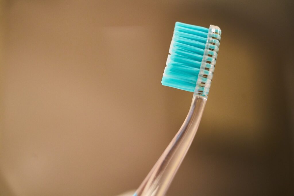 blue, toothbrush, clay-2729261.jpg